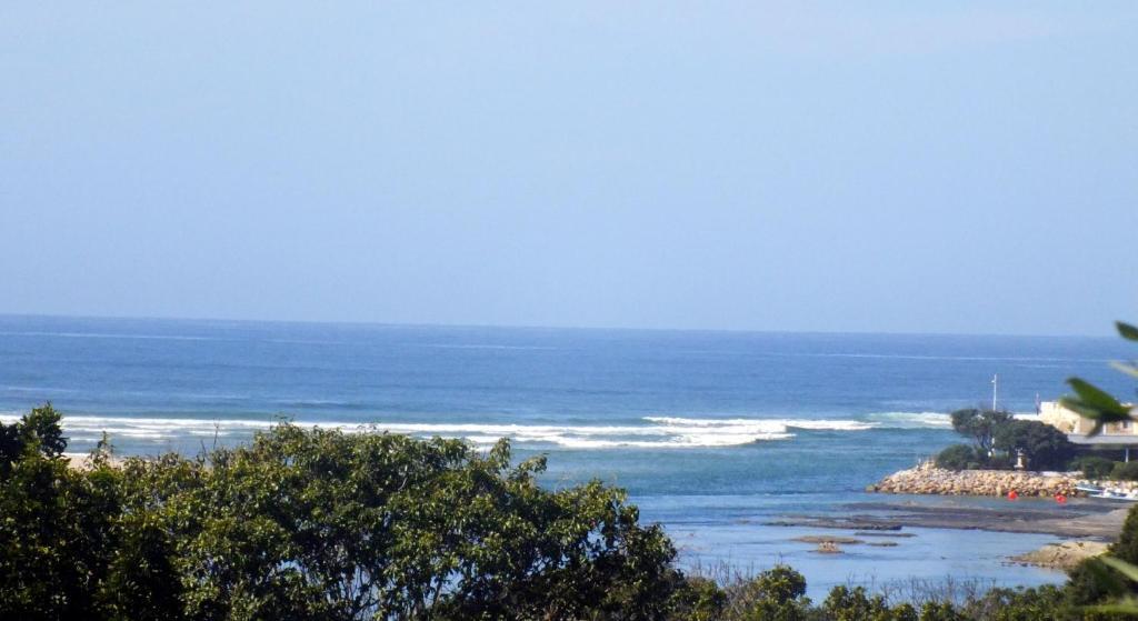 A Whale Of A View Bed & Breakfast Plettenberg Bay Exteriör bild
